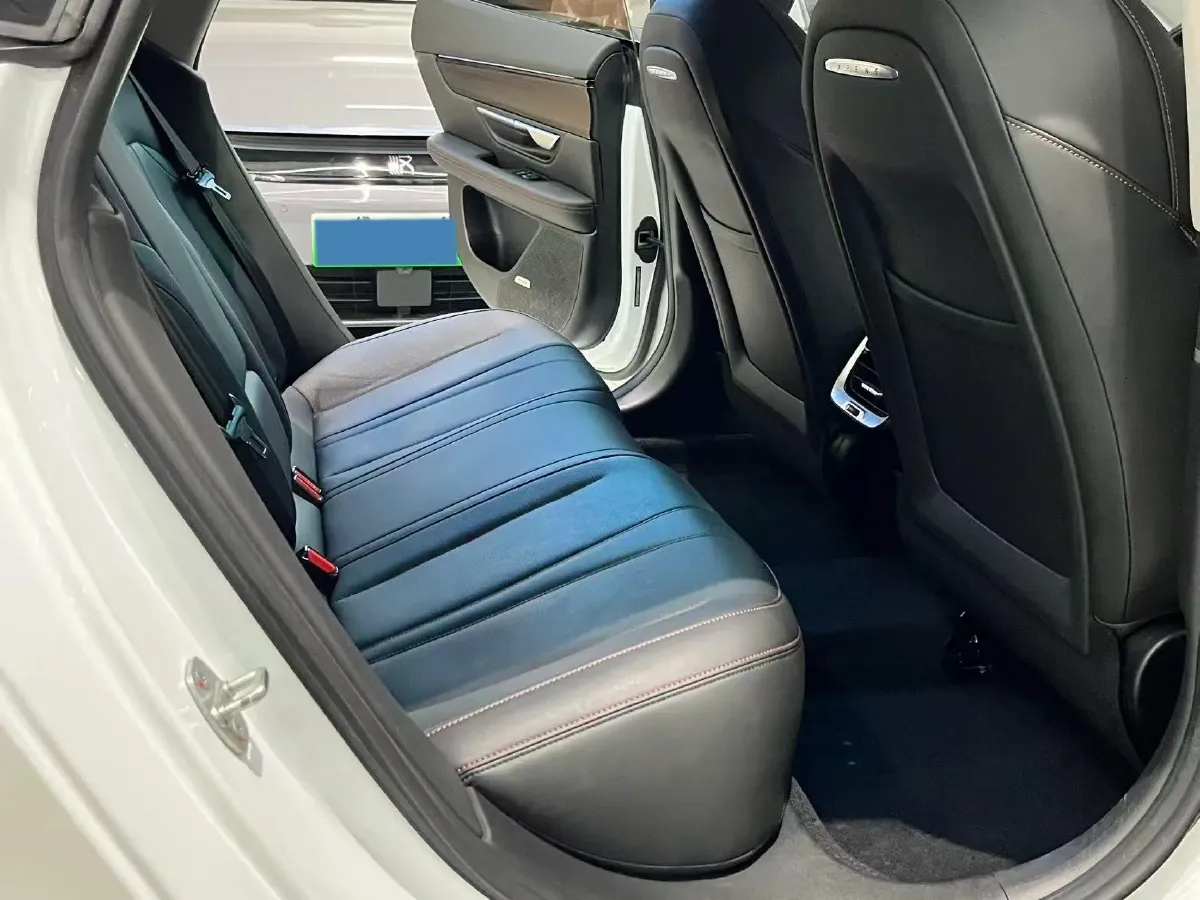 2022 Buick EnvisionS 2.0T 237HP L4 9AT,autocango,china used car exporter,china ev exporter,chinese used car exporter,chinese used ev exporter