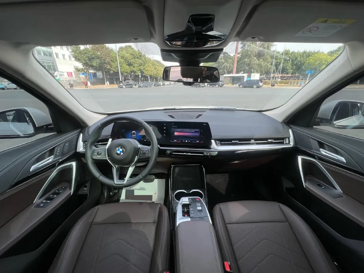 2025 BMW X1 2.0T 204HP L4 7DCT,autocango,china used car exporter,china ev exporter,chinese used car exporter,chinese used ev exporter