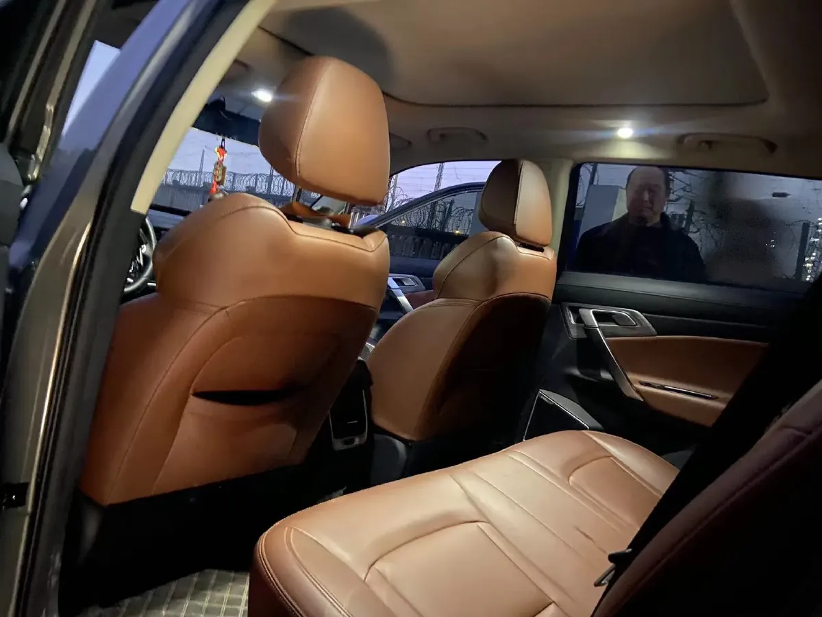 2021 Geely JiaJi 1.8T 184HP L4 7DCT,autocango,china used car exporter,china ev exporter,chinese used car exporter,chinese used ev exporter