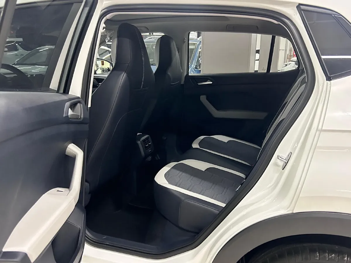 2026 Volkswagen Tharu 1.5L 110HP L4 6AT,autocango,china used car exporter,china ev exporter,chinese used car exporter,chinese used ev exporter