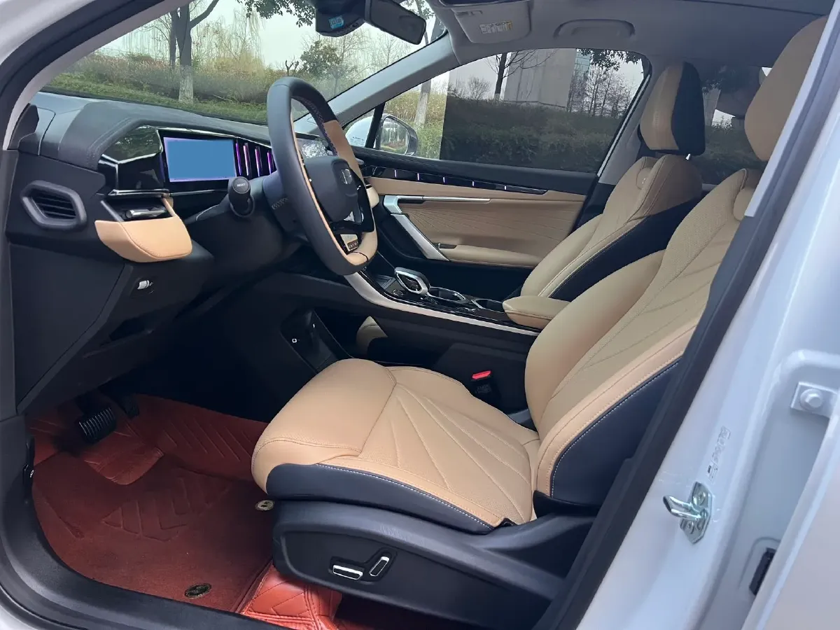 2024 Geely StarRay 1.5T 181HP L4 7DCT,autocango,china used car exporter,china ev exporter,chinese used car exporter,chinese used ev exporter