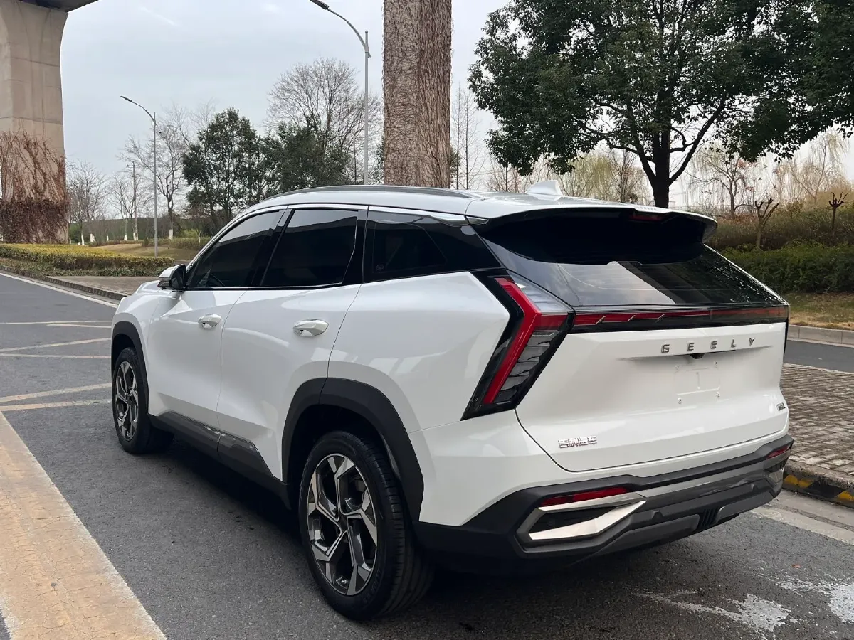 2024 Geely StarRay 1.5T 181HP L4 7DCT,autocango,china used car exporter,china ev exporter,chinese used car exporter,chinese used ev exporter