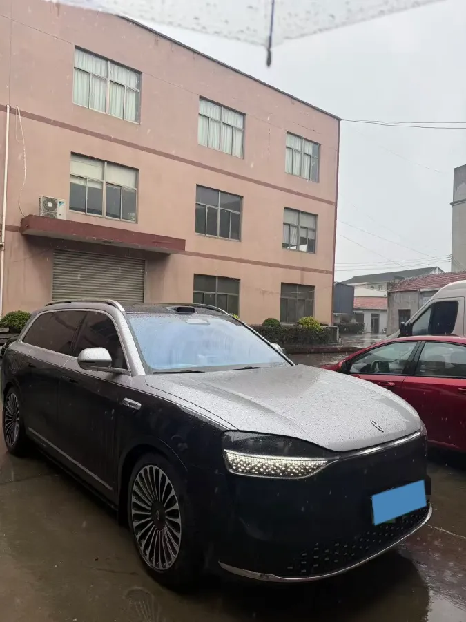 2025 AITO AITO M9 REEV 160HP REEV 52KWH,autocango,china used car exporter,china ev exporter,chinese used car exporter,chinese used ev exporter