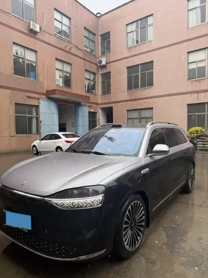 2025 AITO AITO M9 REEV 160HP REEV 52KWH,autocango,china used car exporter,china ev exporter,chinese used car exporter,chinese used ev exporter