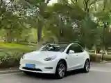 2022 Tesla Model Y BEV 60KWH