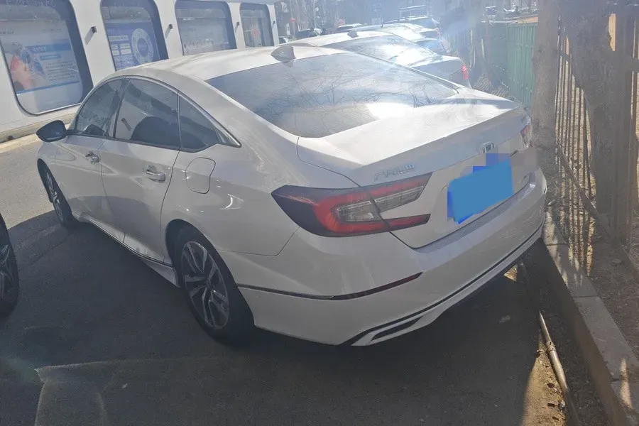 2022 Honda Accord 2.0L 146HP L4 E-CVT Hybrid,autocango,china used car exporter,china ev exporter,chinese used car exporter,chinese used ev exporter