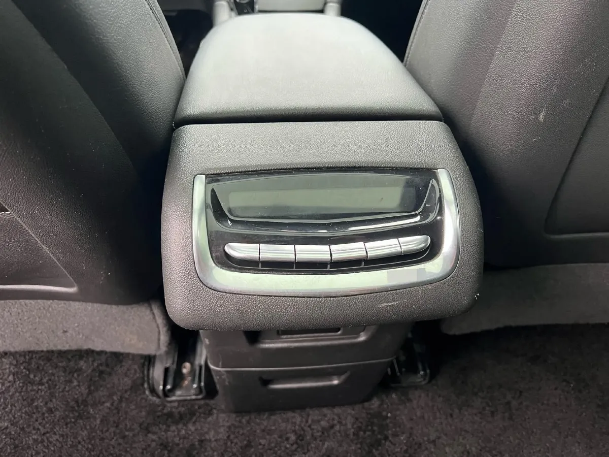 2021 Cadillac XT6 2.0T 237HP L4 9AT,autocango,china used car exporter,china ev exporter,chinese used car exporter,chinese used ev exporter