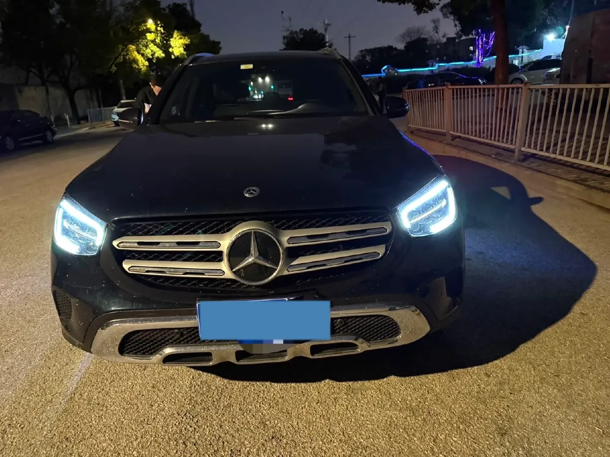 2021 Mercedes-Benz GLC Class 2.0T 197HP L4 9AT,autocango,china used car exporter,china ev exporter,chinese used car exporter,chinese used ev exporter