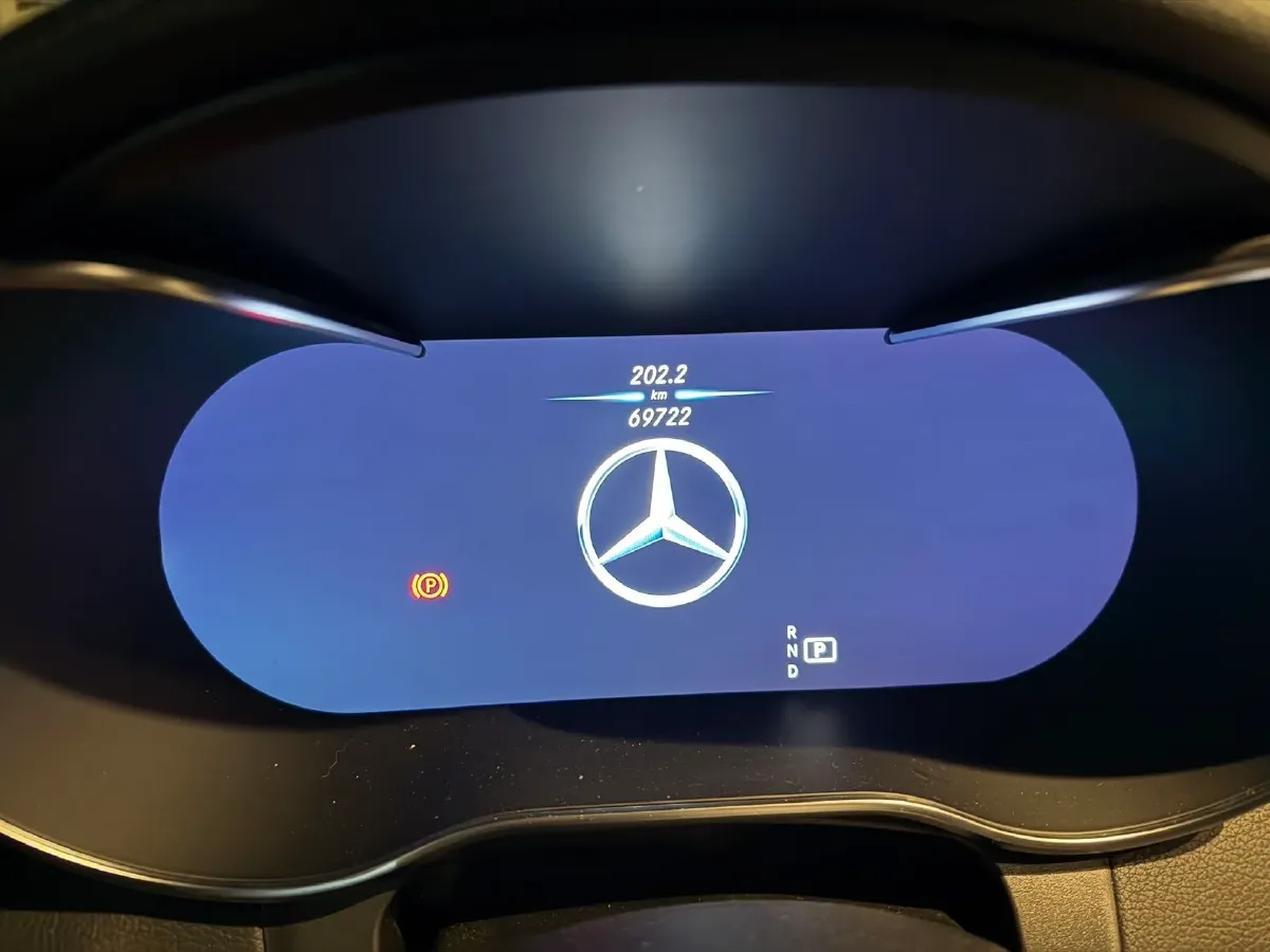 2021 Mercedes-Benz GLC Class 2.0T 197HP L4 9AT,autocango,china used car exporter,china ev exporter,chinese used car exporter,chinese used ev exporter