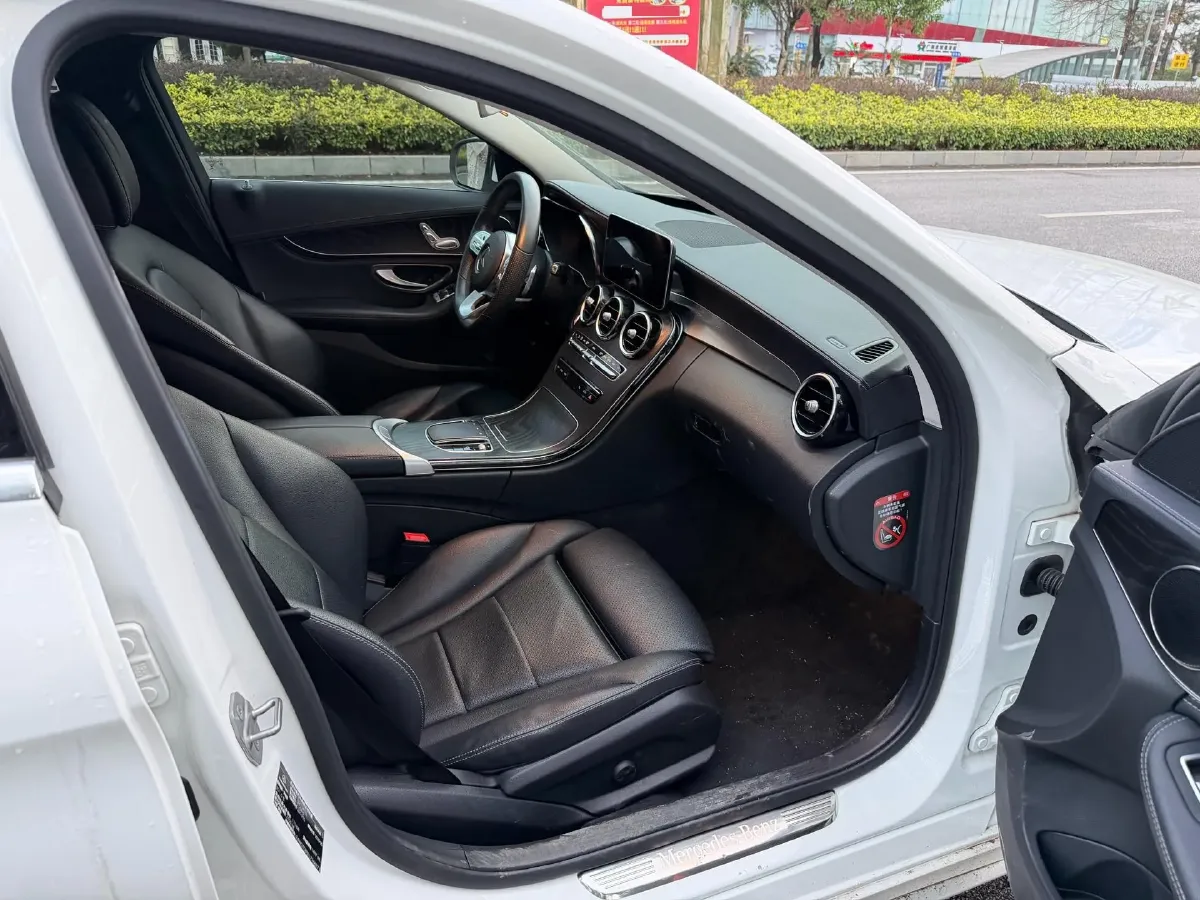 2020 Mercedes-Benz C Class 1.5T 156HP L4 9AT,autocango,china used car exporter,china ev exporter,chinese used car exporter,chinese used ev exporter