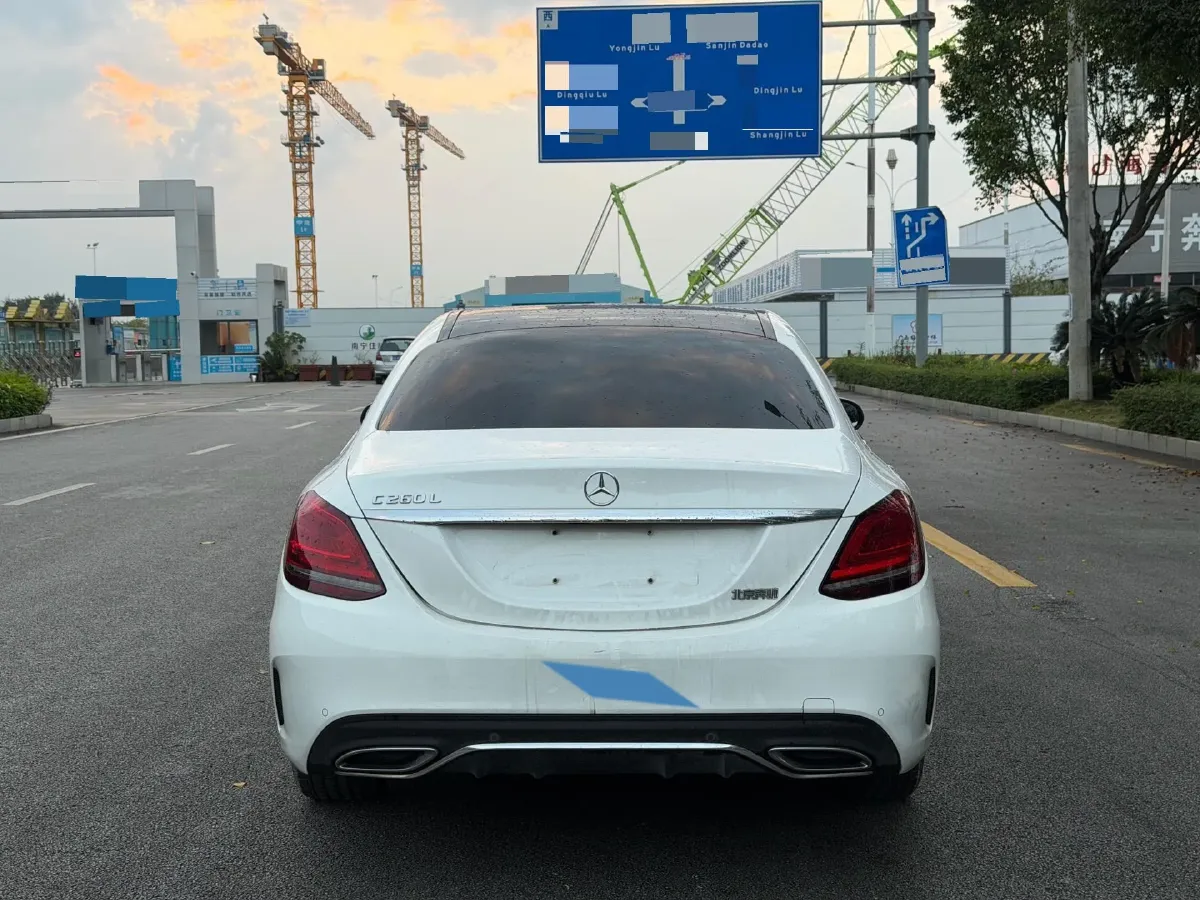 2020 Mercedes-Benz C Class 1.5T 156HP L4 9AT,autocango,china used car exporter,china ev exporter,chinese used car exporter,chinese used ev exporter