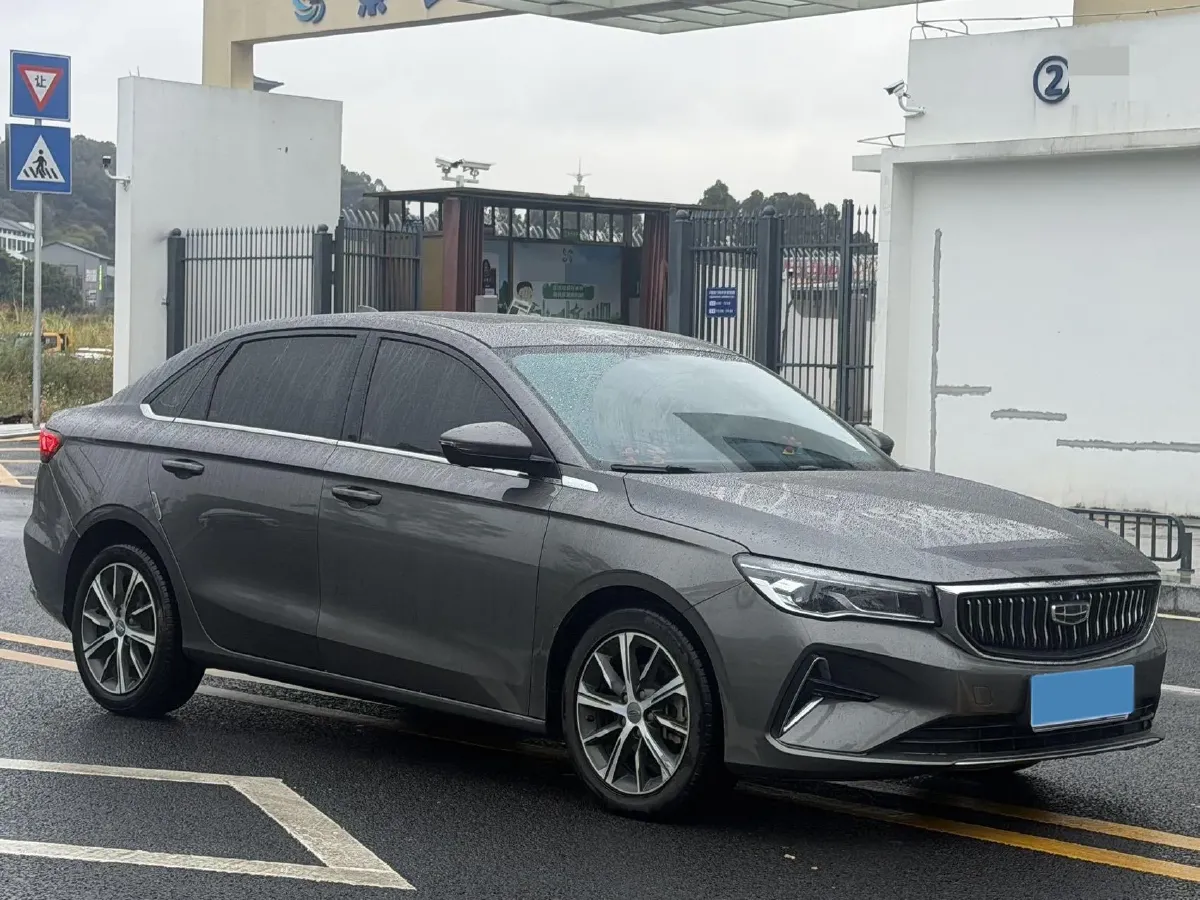 2022 Geely Emgrand 1.5L 114HP L4 CVT,autocango,china used car exporter,china ev exporter,chinese used car exporter,chinese used ev exporter