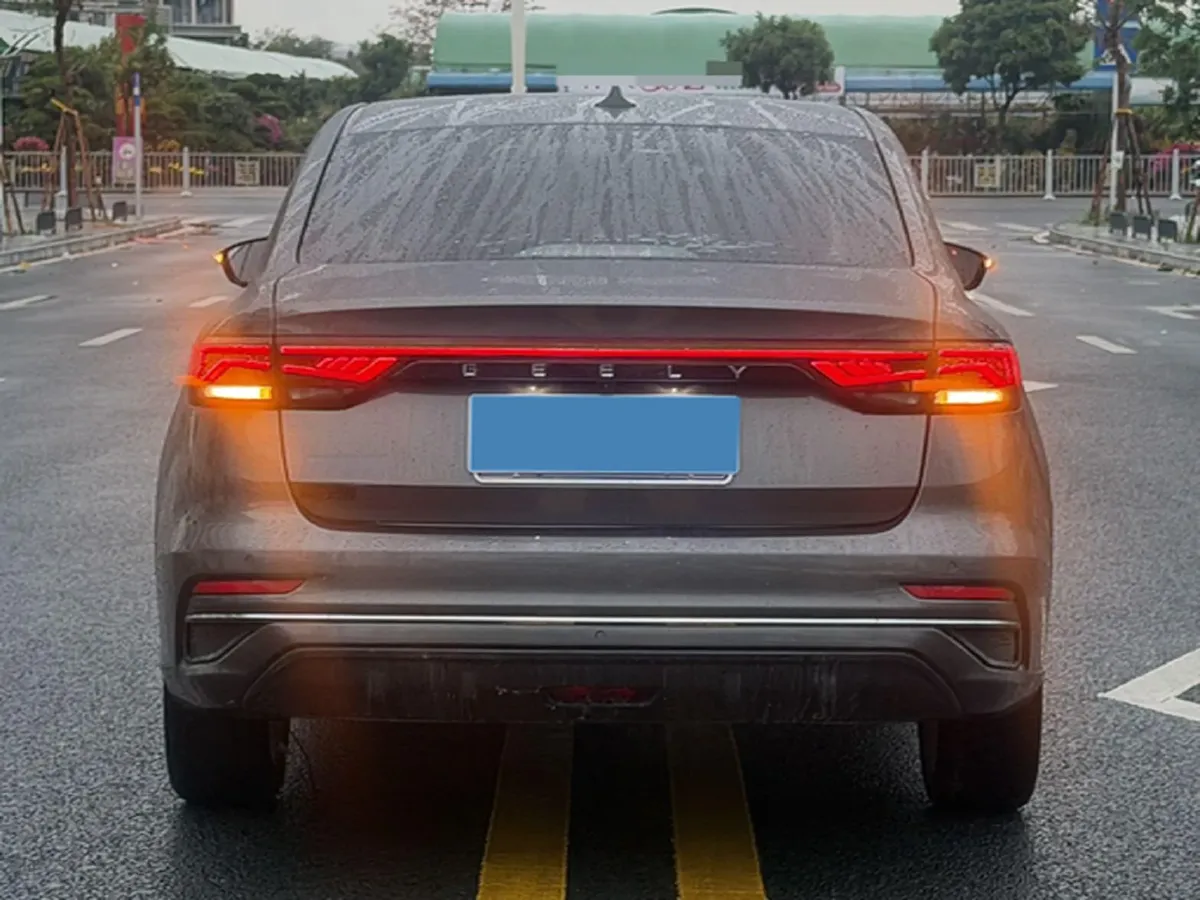 2022 Geely Emgrand 1.5L 114HP L4 CVT,autocango,china used car exporter,china ev exporter,chinese used car exporter,chinese used ev exporter