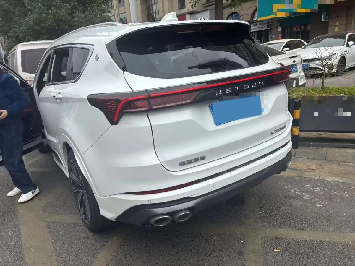 2021 Jetour X70 1.6T 197HP L4 7DCT,autocango,china used car exporter,china ev exporter,chinese used car exporter,chinese used ev exporter
