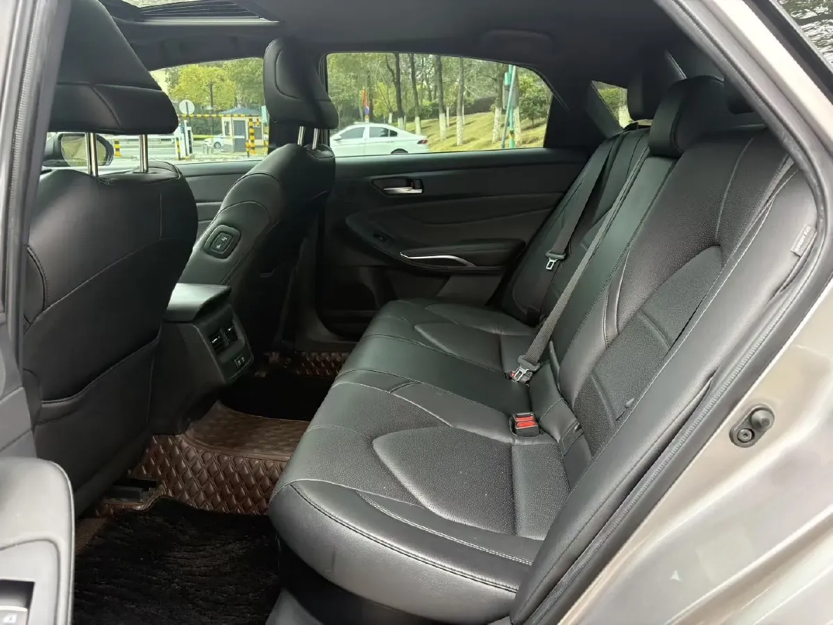 2019 Toyota Avalon 2.5L 178HP L4 E-CVT Hybrid,autocango,china used car exporter,china ev exporter,chinese used car exporter,chinese used ev exporter