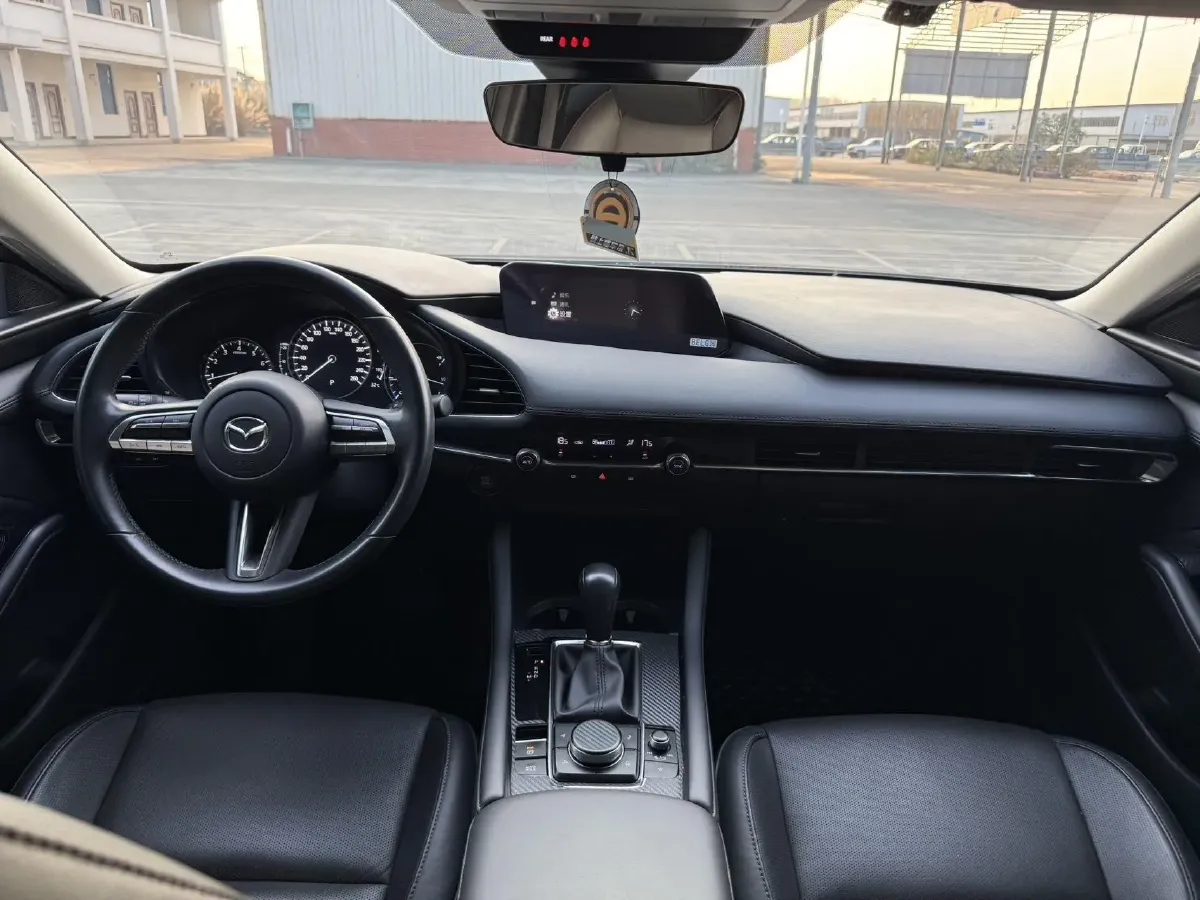 2020 Mazda 3 Axela 2.0L 158HP L4 6AT,autocango,china used car exporter,china ev exporter,chinese used car exporter,chinese used ev exporter