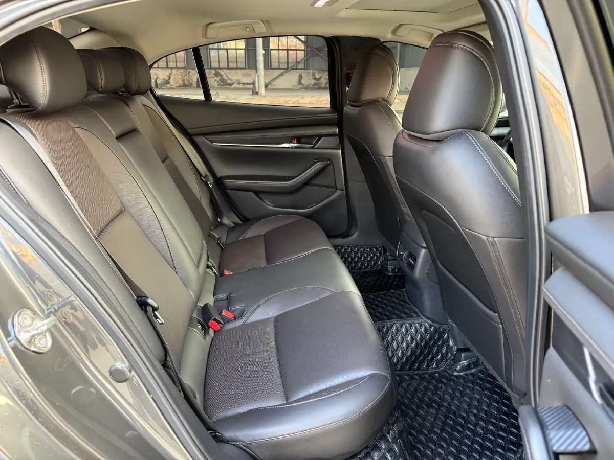 2020 Mazda 3 Axela 2.0L 158HP L4 6AT,autocango,china used car exporter,china ev exporter,chinese used car exporter,chinese used ev exporter