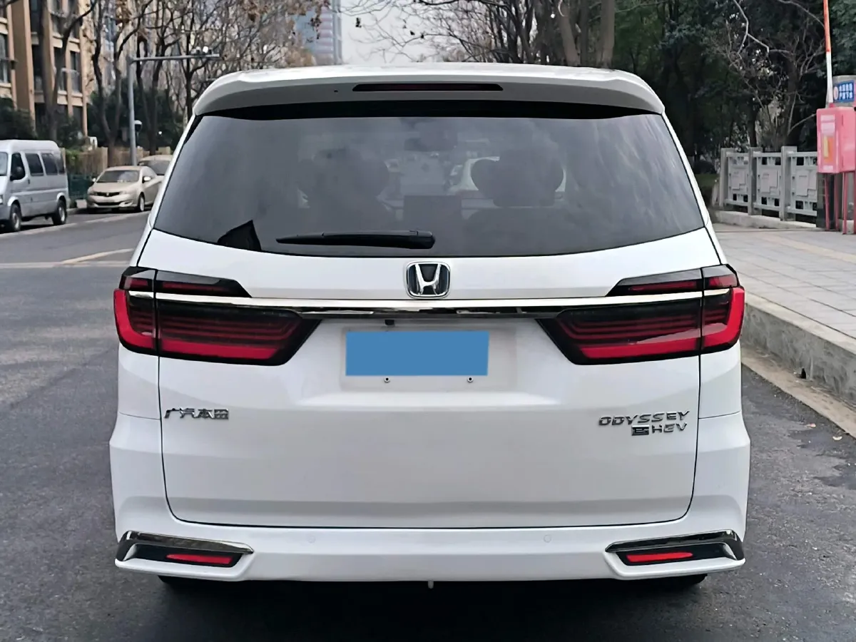 2022 Honda Odyssey 2.0L 146HP L4 E-CVT Hybrid,autocango,china used car exporter,china ev exporter,chinese used car exporter,chinese used ev exporter