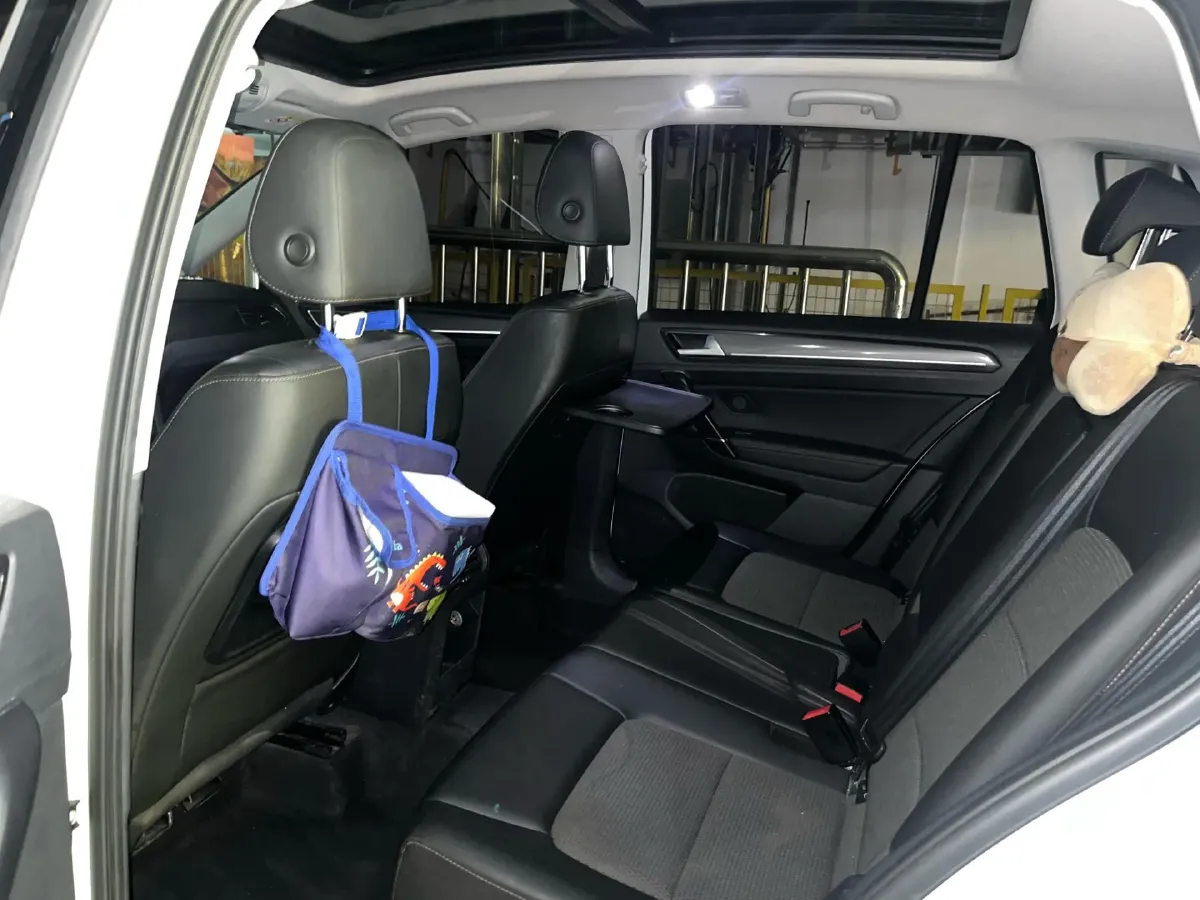 2018 Volkswagen Golf Sportsvan 1.4T 131HP L4 7DCT,autocango,china used car exporter,china ev exporter,chinese used car exporter,chinese used ev exporter