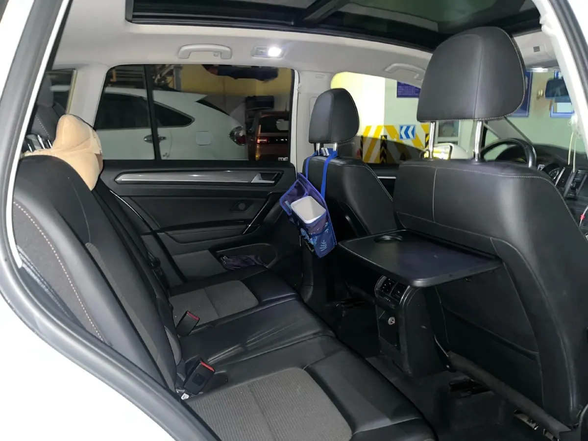 2018 Volkswagen Golf Sportsvan 1.4T 131HP L4 7DCT,autocango,china used car exporter,china ev exporter,chinese used car exporter,chinese used ev exporter