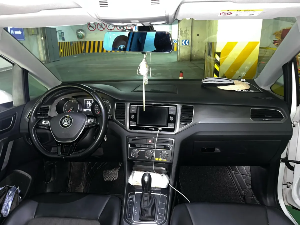 2018 Volkswagen Golf Sportsvan 1.4T 131HP L4 7DCT,autocango,china used car exporter,china ev exporter,chinese used car exporter,chinese used ev exporter