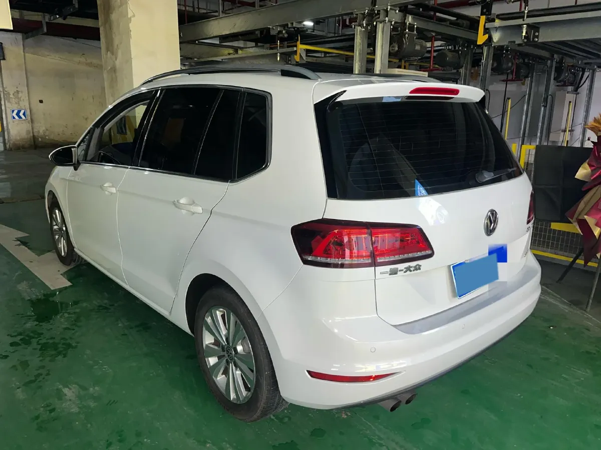 2018 Volkswagen Golf Sportsvan 1.4T 131HP L4 7DCT,autocango,china used car exporter,china ev exporter,chinese used car exporter,chinese used ev exporter