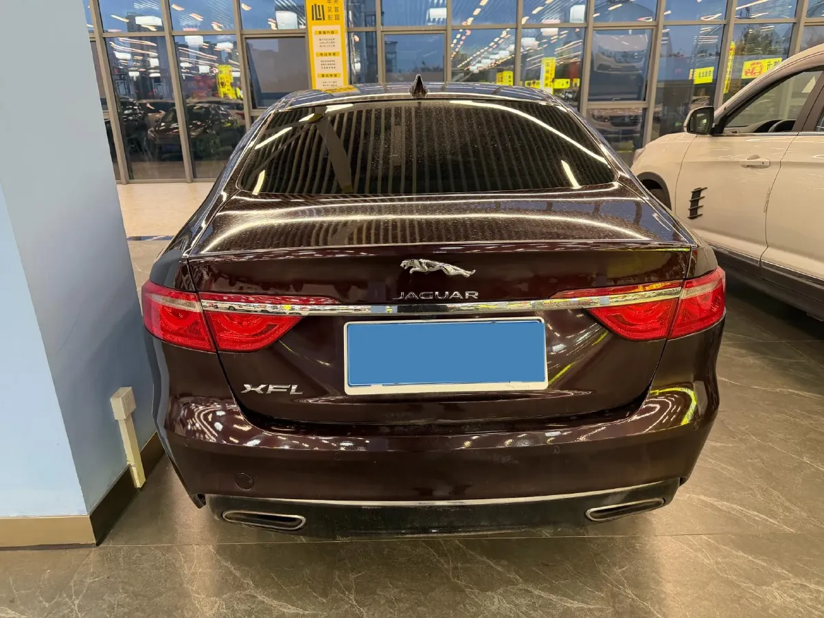 2018 Jaguar XFL 2.0T 200HP L4 8AT,autocango,china used car exporter,china ev exporter,chinese used car exporter,chinese used ev exporter