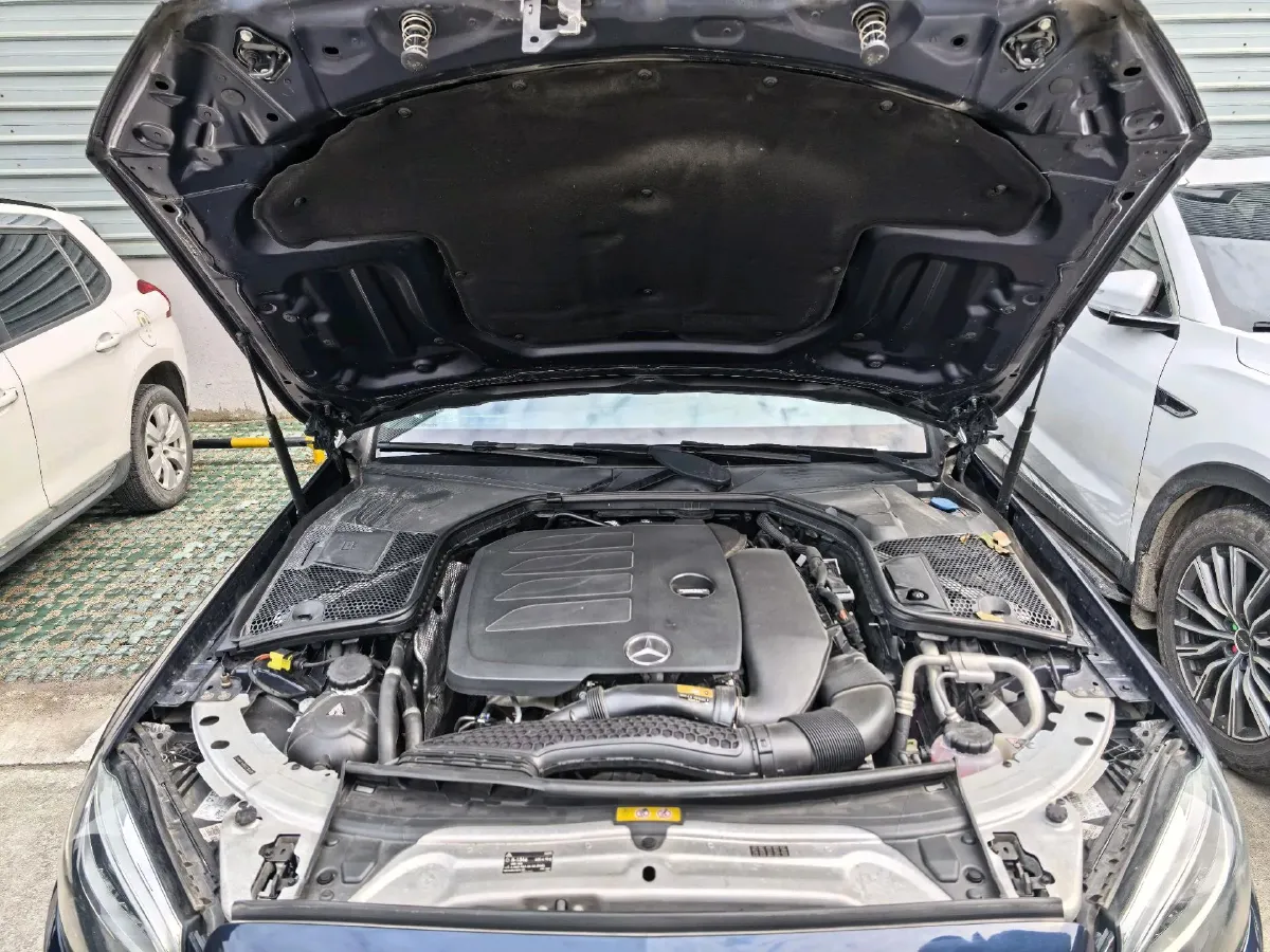 2020 Mercedes-Benz C Class 1.5T 184HP L4 9AT,autocango,china used car exporter,china ev exporter,chinese used car exporter,chinese used ev exporter