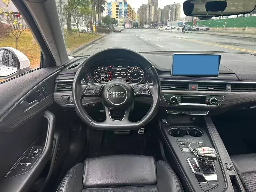 2019 Audi A4L 2.0T 190HP L4 7DCT,autocango,china used car exporter,china ev exporter,chinese used car exporter,chinese used ev exporter