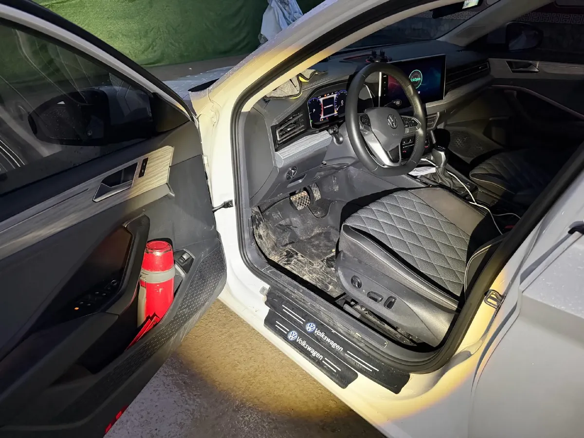 2023 Volkswagen Sagitar 1.5T 160HP L4 7DCT,autocango,china used car exporter,china ev exporter,chinese used car exporter,chinese used ev exporter