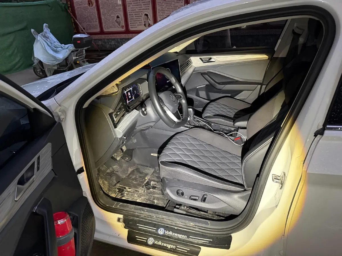 2023 Volkswagen Sagitar 1.5T 160HP L4 7DCT,autocango,china used car exporter,china ev exporter,chinese used car exporter,chinese used ev exporter