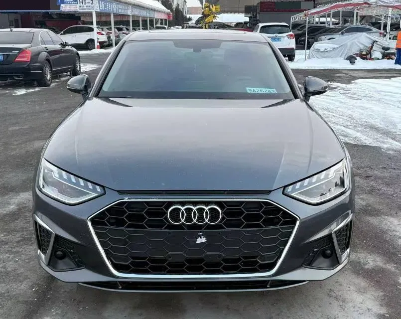 2020 Audi A4L 2.0T 190HP L4 7DCT,autocango,china used car exporter,china ev exporter,chinese used car exporter,chinese used ev exporter