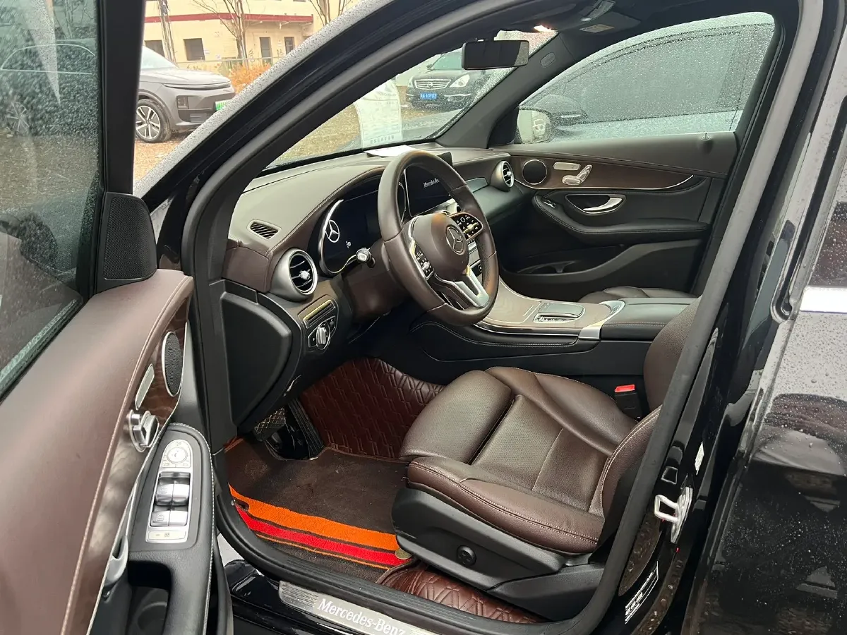 2020 Mercedes-Benz GLC Class 2.0T 197HP L4 9AT,autocango,china used car exporter,china ev exporter,chinese used car exporter,chinese used ev exporter