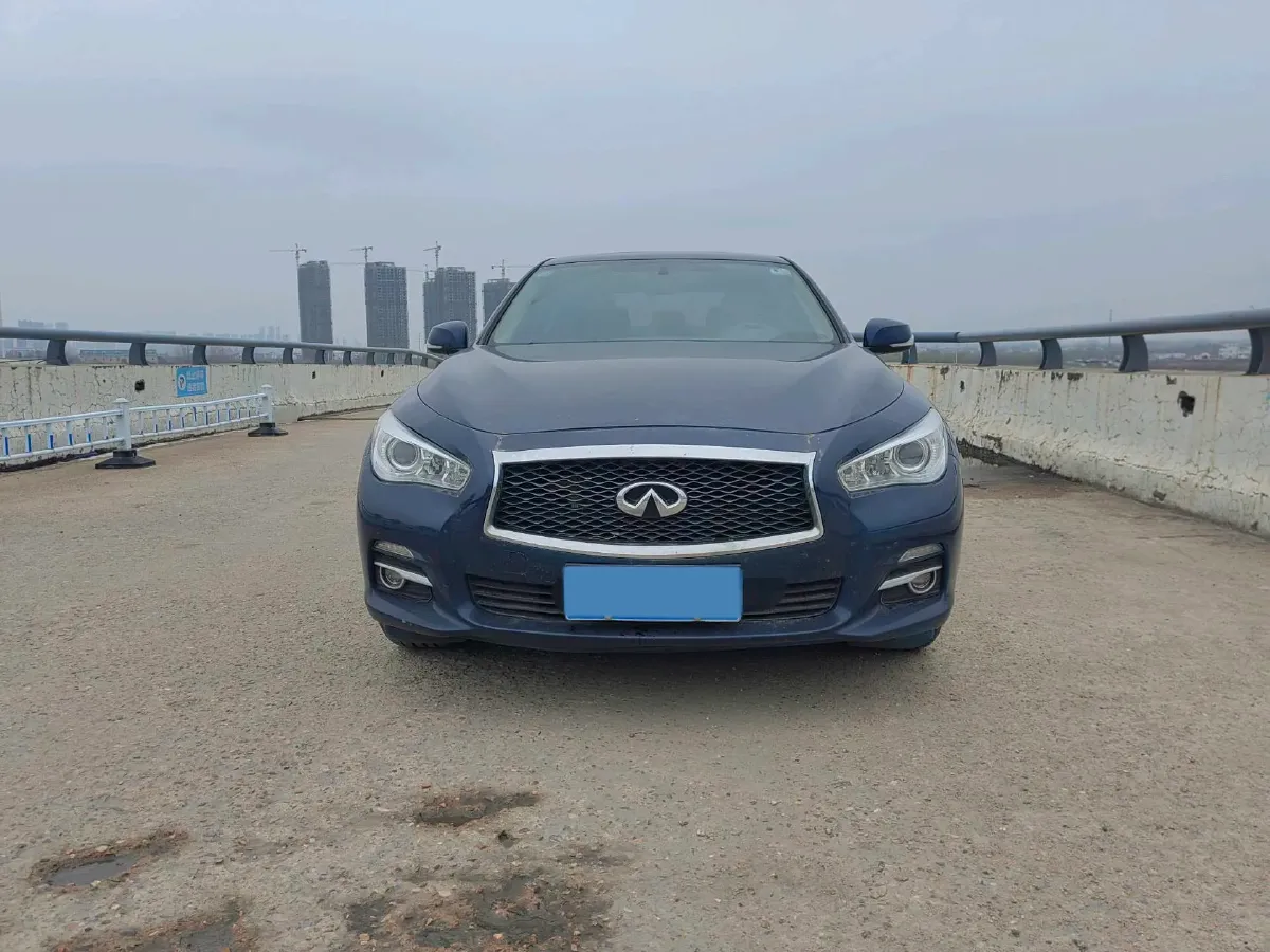 2016 Infiniti Q50L 2.0T 211HP L4 7AT,autocango,china used car exporter,china ev exporter,chinese used car exporter,chinese used ev exporter