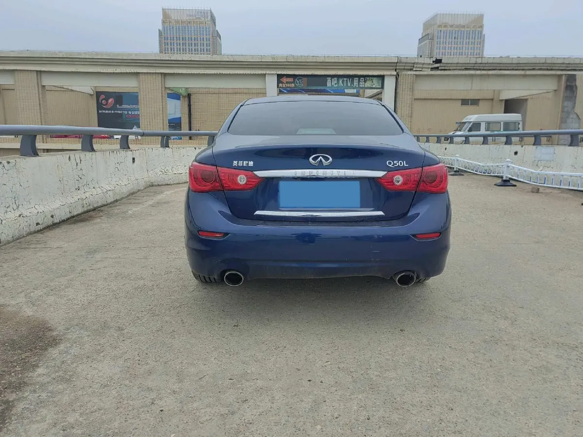 2016 Infiniti Q50L 2.0T 211HP L4 7AT,autocango,china used car exporter,china ev exporter,chinese used car exporter,chinese used ev exporter