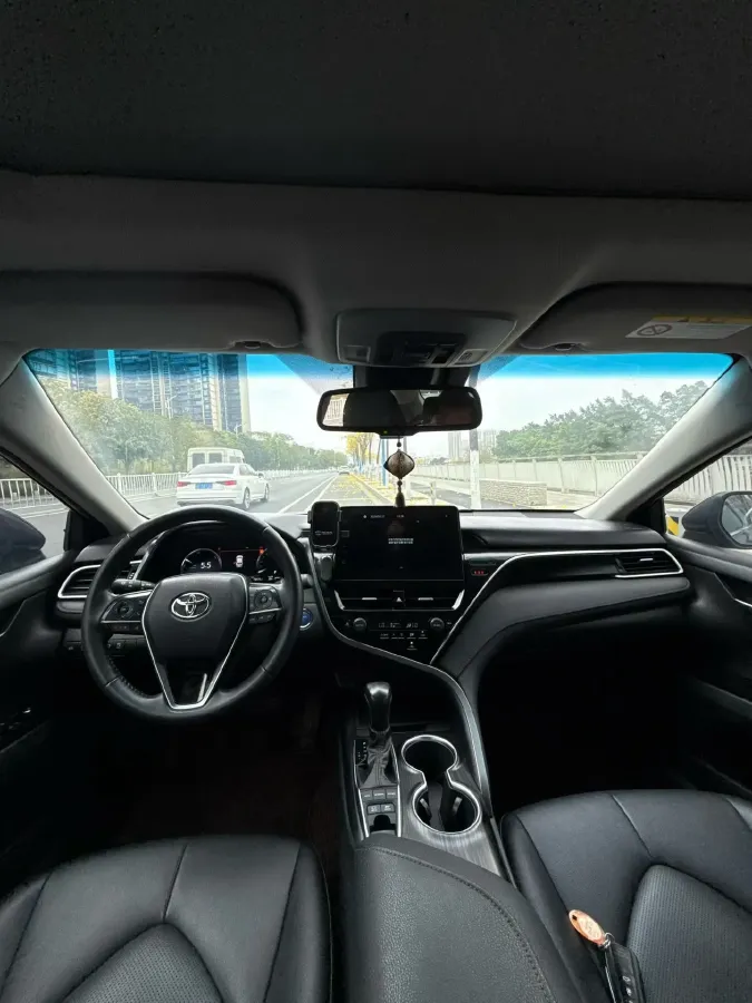 2021 Toyota Camry 2.5L 178HP L4 E-CVT Hybrid,autocango,china used car exporter,china ev exporter,chinese used car exporter,chinese used ev exporter