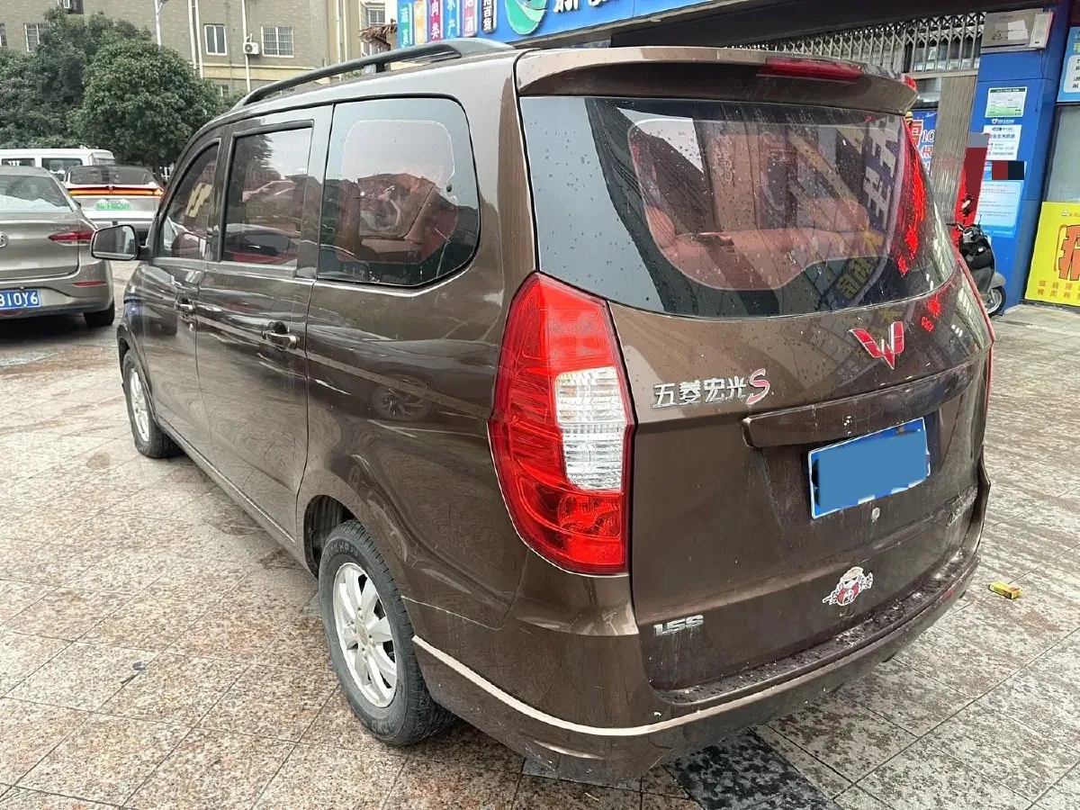 2018 WuLing HongGuang 1.5L 105HP L4 5MT,autocango,china used car exporter,china ev exporter,chinese used car exporter,chinese used ev exporter