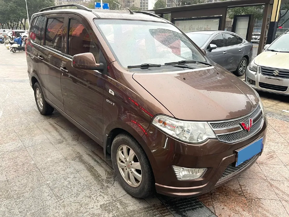 2018 WuLing HongGuang 1.5L 105HP L4 5MT,autocango,china used car exporter,china ev exporter,chinese used car exporter,chinese used ev exporter