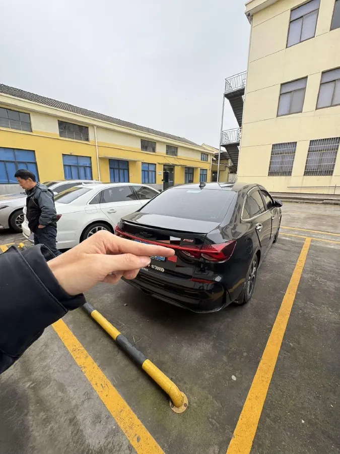 2019 Chevrolet Monza 1.3T 163HP L3 6AT,autocango,china used car exporter,china ev exporter,chinese used car exporter,chinese used ev exporter