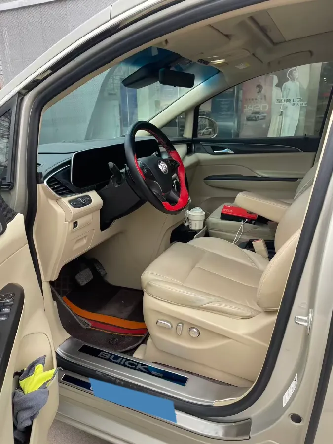 2022 Buick GL8 2.0T 237HP L4 9AT,autocango,china used car exporter,china ev exporter,chinese used car exporter,chinese used ev exporter