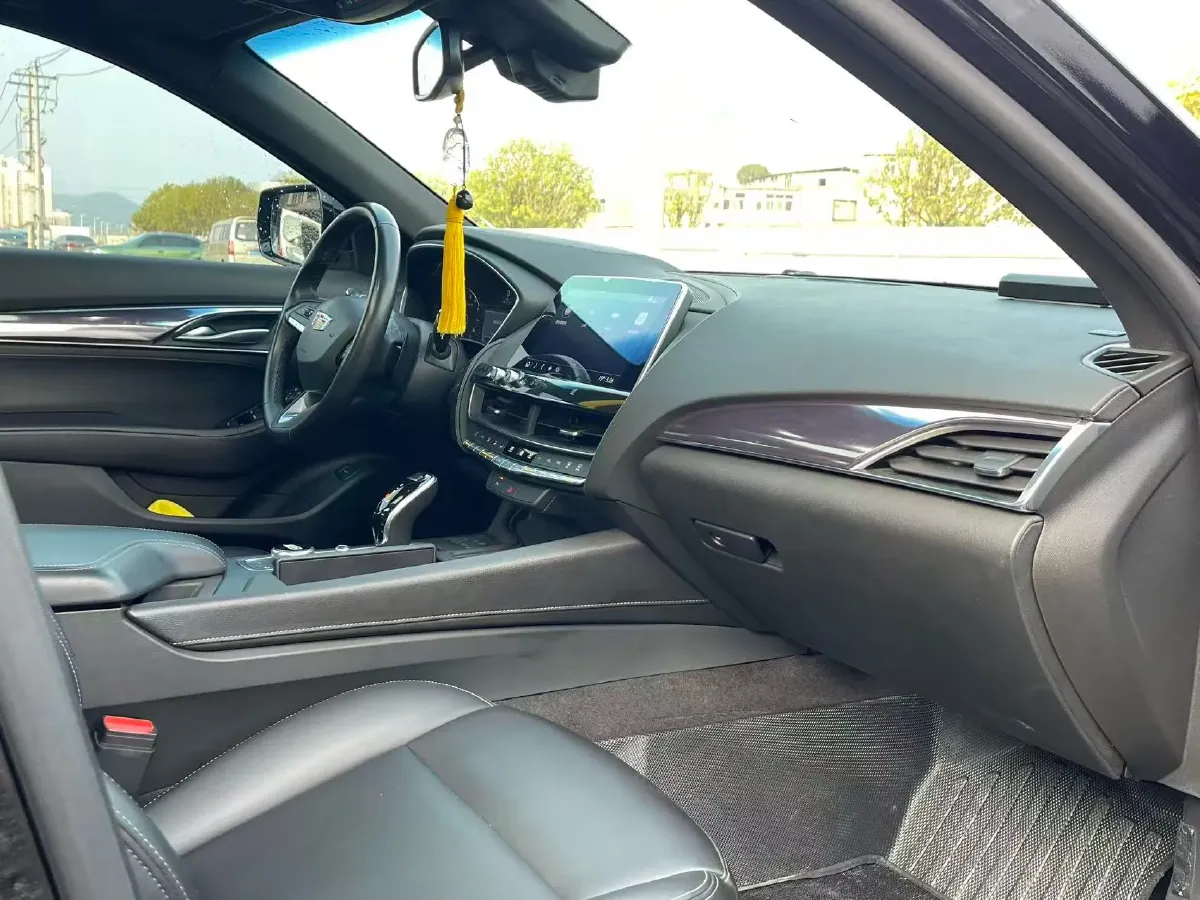 2020 Cadillac CT5 2.0T 237HP L4 10AT,autocango,china used car exporter,china ev exporter,chinese used car exporter,chinese used ev exporter