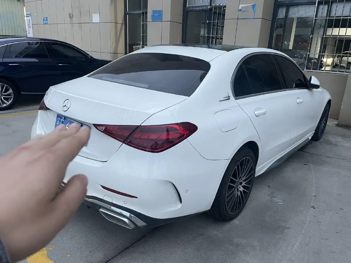 2023 Mercedes-Benz C Class 1.5T 204HP L4 9AT,autocango,china used car exporter,china ev exporter,chinese used car exporter,chinese used ev exporter