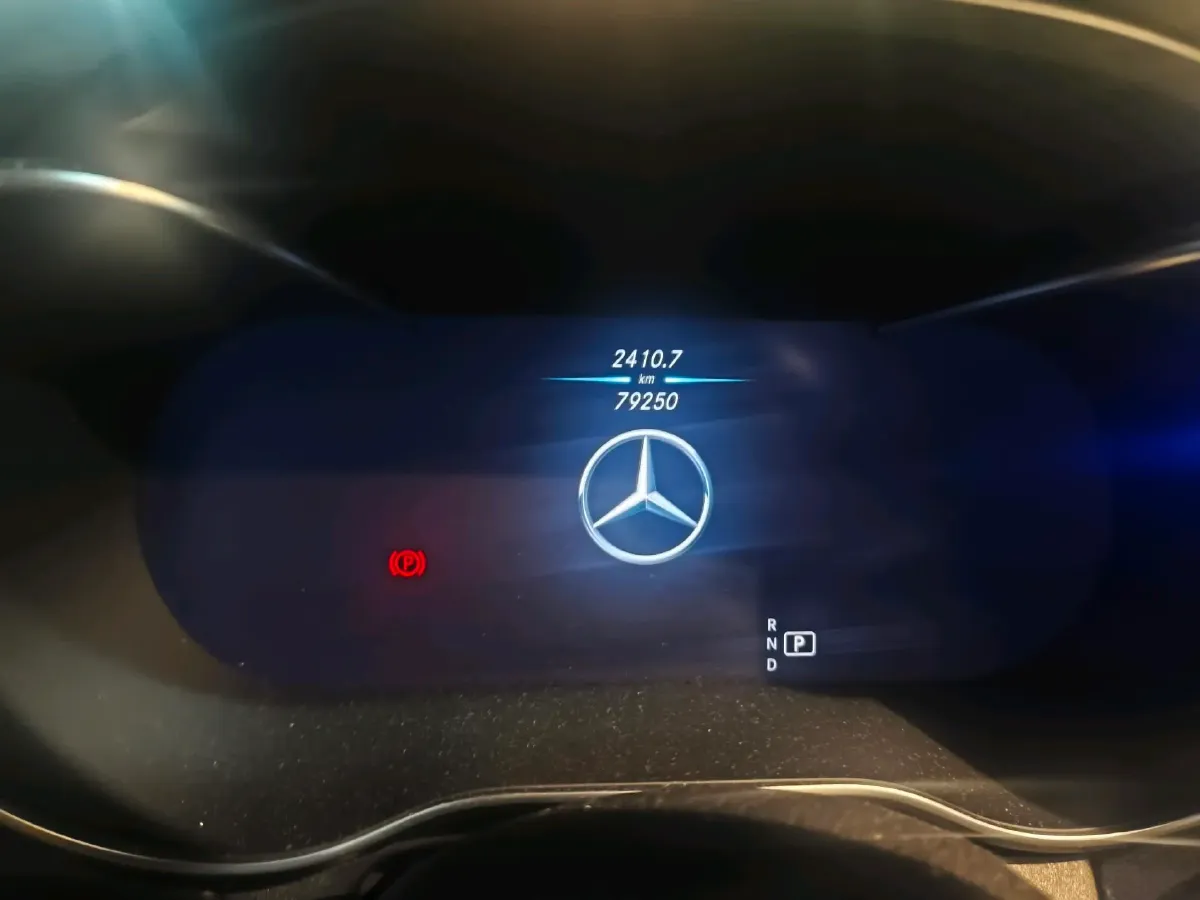 2021 Mercedes-Benz C Class 1.5T 184HP L4 9AT,autocango,china used car exporter,china ev exporter,chinese used car exporter,chinese used ev exporter