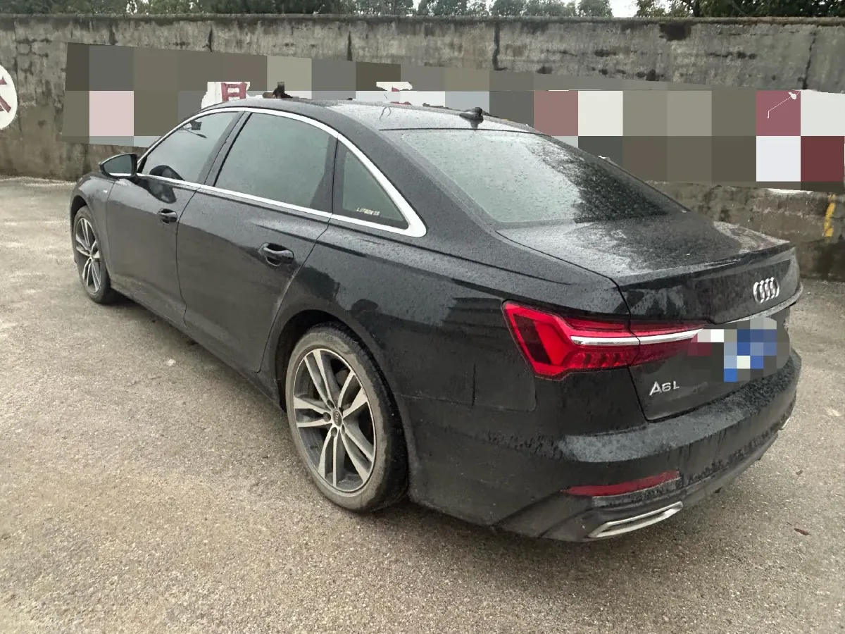 2022 Audi A6L 2.0T 190HP L4 7DCT,autocango,china used car exporter,china ev exporter,chinese used car exporter,chinese used ev exporter