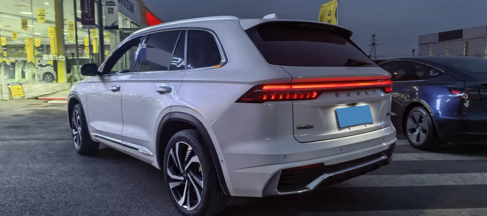 2021 Geely Monjaro 2.0T 218HP L4 7DCT,autocango,china used car exporter,china ev exporter,chinese used car exporter,chinese used ev exporter