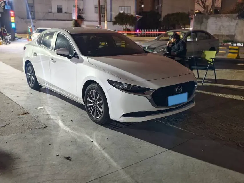 2020 Mazda 3 Axela 1.5L 117HP L4 6AT,autocango,china used car exporter,china ev exporter,chinese used car exporter,chinese used ev exporter