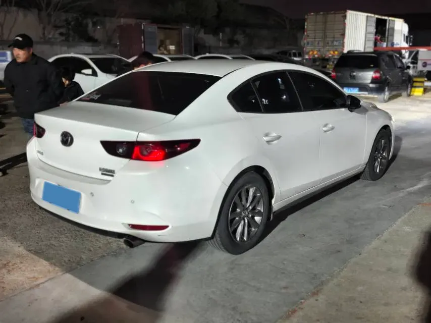 2020 Mazda 3 Axela 1.5L 117HP L4 6AT,autocango,china used car exporter,china ev exporter,chinese used car exporter,chinese used ev exporter