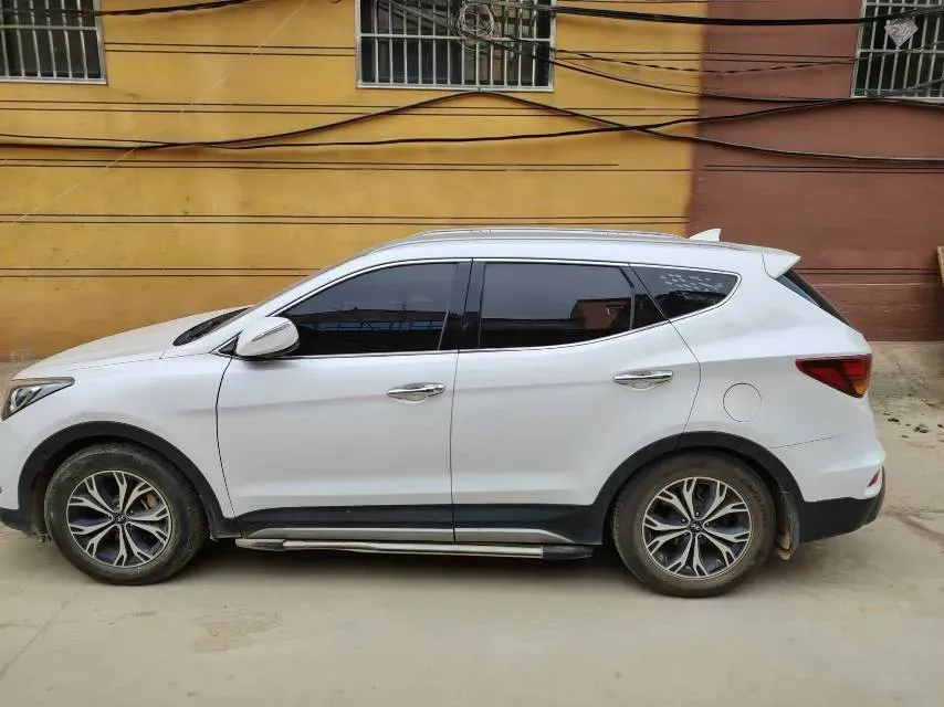 2017 Hyundai Santafe 2.0T 245HP L4 6AT,autocango,china used car exporter,china ev exporter,chinese used car exporter,chinese used ev exporter