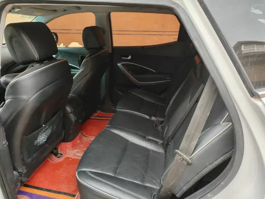 2017 Hyundai Santafe 2.0T 245HP L4 6AT,autocango,china used car exporter,china ev exporter,chinese used car exporter,chinese used ev exporter