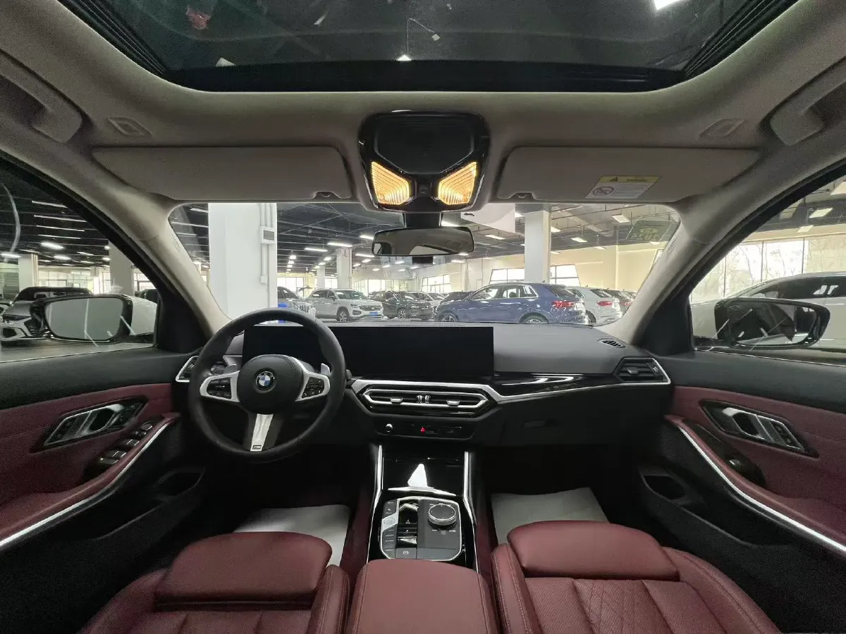 2023 BMW 3 Series 2.0T 156HP L4 8AT,autocango,china used car exporter,china ev exporter,chinese used car exporter,chinese used ev exporter